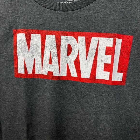 Marvel Logo Tshirt size medium - Picture 2 of 4